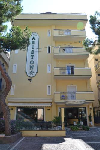 מיסאנו אדריאטיקו Hotel Ariston מראה חיצוני תמונה