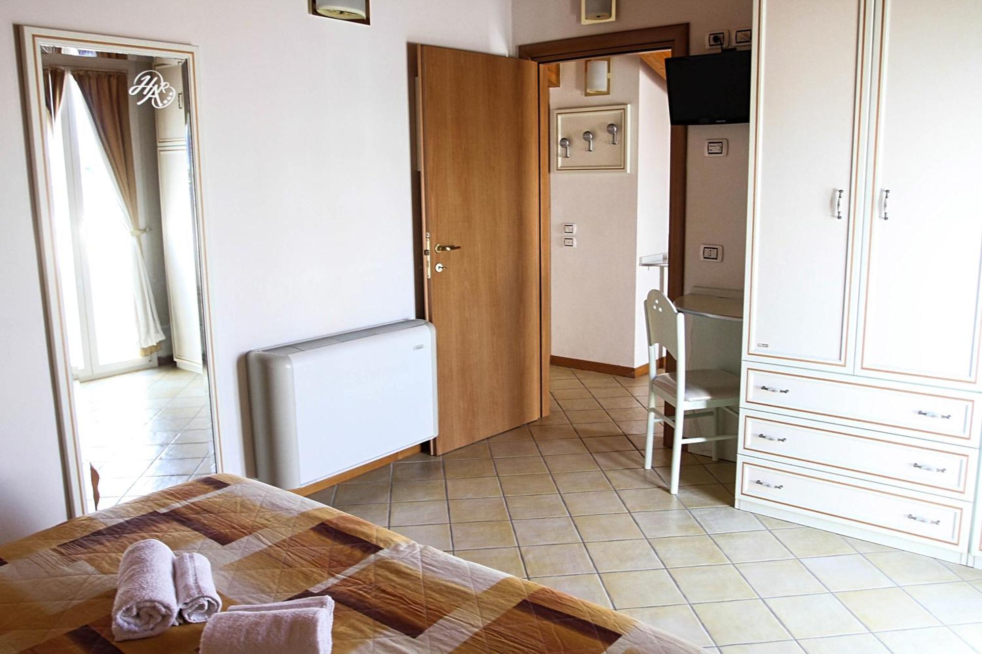 מיסאנו אדריאטיקו Hotel Ariston מראה חיצוני תמונה