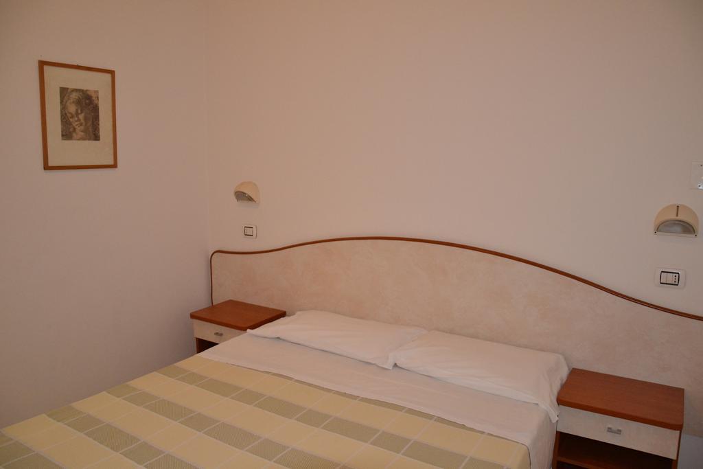 מיסאנו אדריאטיקו Hotel Ariston חדר תמונה